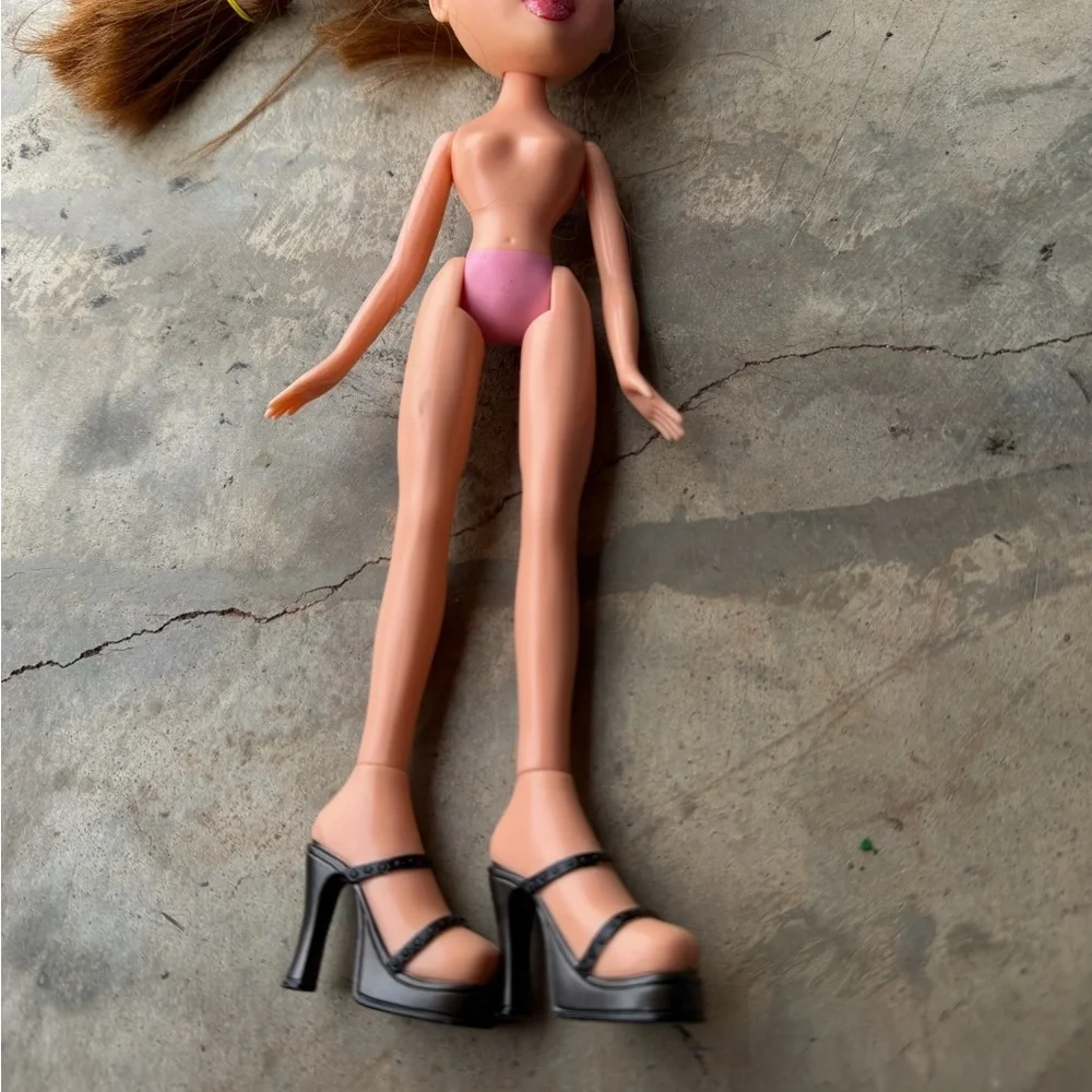 Bratz Yasmin fashion doll 2001 Vintage Y2K